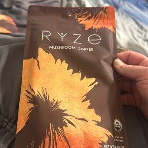Ryze 6.35oz or 30 servings per bag. New. Two bags for $50 or $25 each